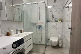 Istra,Novigrad - Stan prvi red do mora s krovnom terasom, Novigrad, Appartement