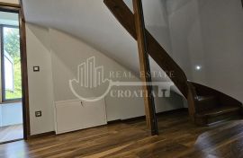 Prodaja, Gračani, luksuzna kuća sa bazenom na parceli od 1111m2, Zagreb, Haus