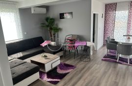 Prodaja, Diklo-Zadar, stan sa 2sp. sobe +2garažna parkirna mjesta, Zadar, Apartamento