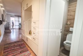 Prodaja, Maksimir, četverosoban stan sa vrtom i 2 PM, Zagreb, Apartamento