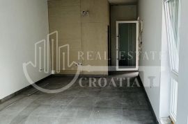 Najam, Zelina, lokal u centru mjesta 35m2 na 1, katu, Sveti Ivan Zelina, Commercial property