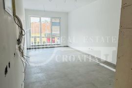 Najam, Zelina, lokal u centru mjesta 35m2 na 1, katu, Sveti Ivan Zelina, Commercial property