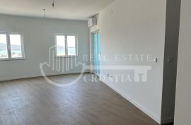 Prodaja, Žaborić, apartman sa pogledom na more i PM, Šibenik - Okolica, Appartamento