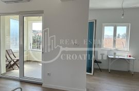 Prodaja, Žaborić, apartman sa pogledom na more i PM, Šibenik - Okolica, Appartement