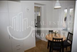 Prodaja, Maksimir, Štoosova, stan sa velikim poslovnim potencijalom, Zagreb, Flat