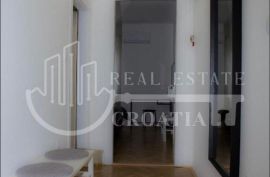 Prodaja, Maksimir, Štoosova, stan sa velikim poslovnim potencijalom, Zagreb, Apartamento