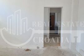 Prodaja, Žitnjak, poslovna zgrada-hala-uredi 850m2, Zagreb, Commercial property