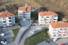 Prodaja, Marčelji, stan 75,99m2+PM, 2. kat (85), Viškovo, Apartamento