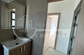 Prodaja, Murter, penthouse 262,5m2 sa 2 PM i spremištem, Tisno, Διαμέρισμα