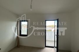 Prodaja, Murter, penthouse 262,5m2 sa 2 PM i spremištem, Tisno, Διαμέρισμα