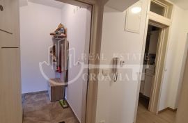 Prodaja, Ravnice, Kolonija kuća 258m2 sa okućnicom i garažom, Zagreb, Appartment