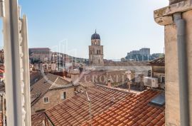 Prodaja, Dubrovnik, Kamena kuća 215m2 u staroj jezgri Dubrovnika, Dubrovnik, Σπίτι