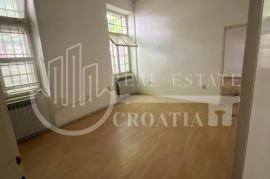 Prodaja, poslovni prostor 125,77m2 u Kačićevoj ulici u centru Zagreba, Zagreb, Propiedad comercial