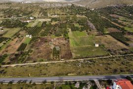 DONJE POLJE - Građevinsko zemljište 2500 m2, Šibenik - Okolica, Terreno