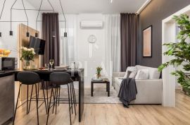 Centar grada, 3 luksuzna apartmana s balkonima!, Rijeka, Apartamento