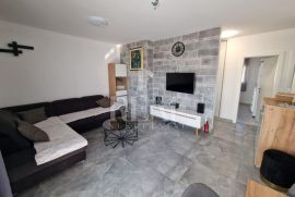 Prava prilika, luksuzan dvosobni stan u Trogiru!!!, Trogir, Appartement