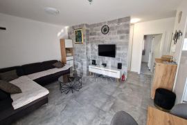 Prava prilika, luksuzan dvosobni stan u Trogiru!!!, Trogir, Appartement