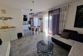 Prava prilika, luksuzan dvosobni stan u Trogiru!!!, Trogir, Appartement