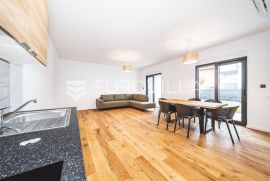 Zagreb, Rudeš, četverosobni stan NKP 110 m2, PRVI NAJAM, Zagreb, Appartement