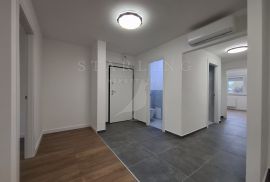 STAN, PRODAJA, VELIKA GORICA, CENTAR, 80 m2, 4-soban, Velika Gorica, Flat