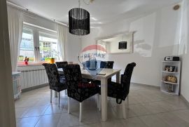 KUĆA, PRODAJA, ZABOK, CENTAR, 220 m2, Zabok, Famiglia