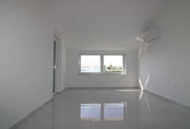 Crikvenica, Selce - stan 2S+DB na 1. katu novogradnje, Crikvenica, Flat