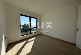 OPATIJA, CENTAR- stan 88,11m2 DB+3S s panoramskim pogledom na more- 1.KAT- APP 205, Opatija, Apartamento