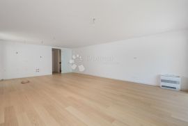 OPATIJA centar STAN 134 m2, Opatija, Flat