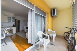 Crikvenica - dvosoban stan na dobroj lokaciji, Crikvenica, Appartement