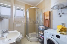 Crikvenica - dvosoban stan na dobroj lokaciji, Crikvenica, Apartamento