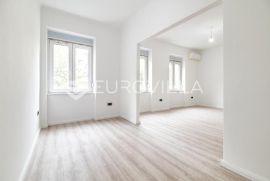 Zagreb, Petrova, atraktivan trosoban stan NKP 81 m2, Zagreb, Appartamento