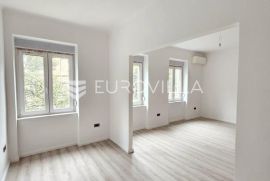 Zagreb, Petrova, atraktivan trosoban stan NKP 81 m2, Zagreb, Appartment