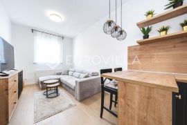 Zagreb, Branimirova, moderan dvosoban stan NKP 33,50 m2 + VPM, Zagreb, Wohnung