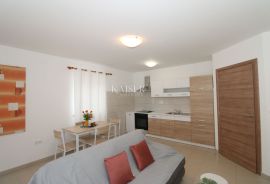 Pula, Veli Vrh- moderan stan 62m2 u prizemlju, Pula, Appartement