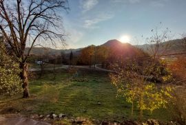 Cerovlje, kamena kuća za obnovu s pogledom, Cerovlje, Maison