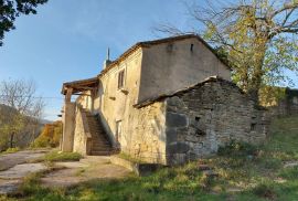 Cerovlje, kamena kuća za obnovu s pogledom, Cerovlje, House