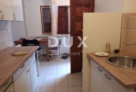 OPATIJA, POBRI – poslovna zgrada površine 256 m², Opatija - Okolica, Haus