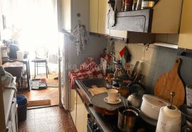 ZAGREB - Vrbik, Rakete, 3soban 84m2, lođa, centralno toplana, Zagreb, Apartamento