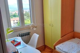 ROVINJ, IDEALAN OBITELJSKI STAN S 3 SPAVAĆE SOBE I OTVORENIM POGLEDOM NA MORE, Rovinj, Apartamento