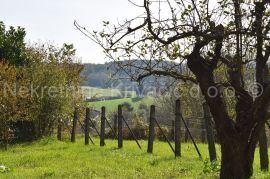 Babotok - klijet, Kapela, Дом