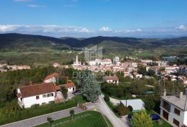 Pazin, kuća s dva stana, Pazin, House