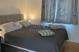 Prekrasan 2 sobni stan, 5 zvjezdica, na duži period, Poljane, Opatija - Okolica, Appartement