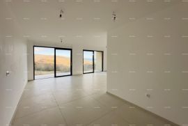 Stan Labin. Prekrasni penthouse s pogledom na more., Labin, شقة