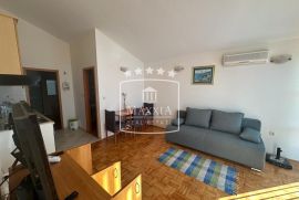 Ugljan - villa 5 apartmana na 2157m2 terenu! Pogled more!!, Preko, Casa