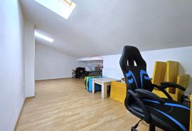 Istra, Novigrad okolica, prostran atraktivan stan, Novigrad, Apartamento