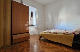 Prilika!!!, Pula, Apartamento