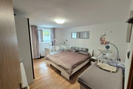 Simpatičan stan sa potencialom, Split, Appartement