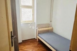 GRAĐANSKI STAN NA NAJTRAŽENIJOJ LOKACIJI U GRADU!, Donji Grad, Appartement