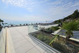 PENTHOUSE SA VLASTITIM BAZENOM, Opatija, Daire