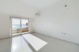 Crikvenica - novogradnja s dvije spavaće sobe, Crikvenica, Appartment